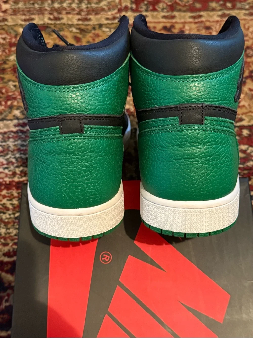 Jordan 1 Retro High Pine Green Black - Men's Sneakers